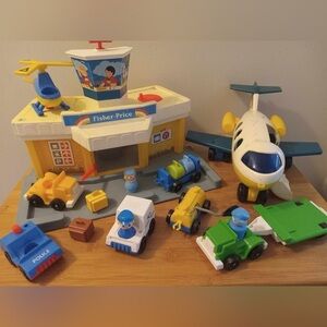 Vintage 1989’s Fisher-Price Airport & Assorted Toys